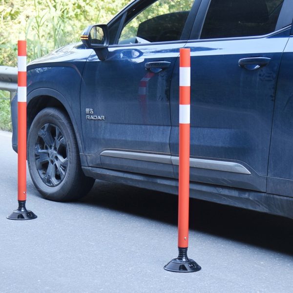 Widely used, easy to install, stable, and used as a parking cone can also be used to define or prevent each area.